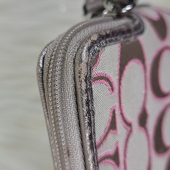 Coach Wallet - Picture 6 of 11